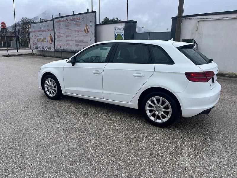 Usata Audi A3 Business 110 CV (80 kW) 2016 Bianco Berlina