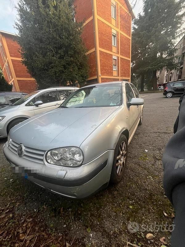 Usata VW Golf IV 101 CV (74 kW) 2006 Grigio Berlina