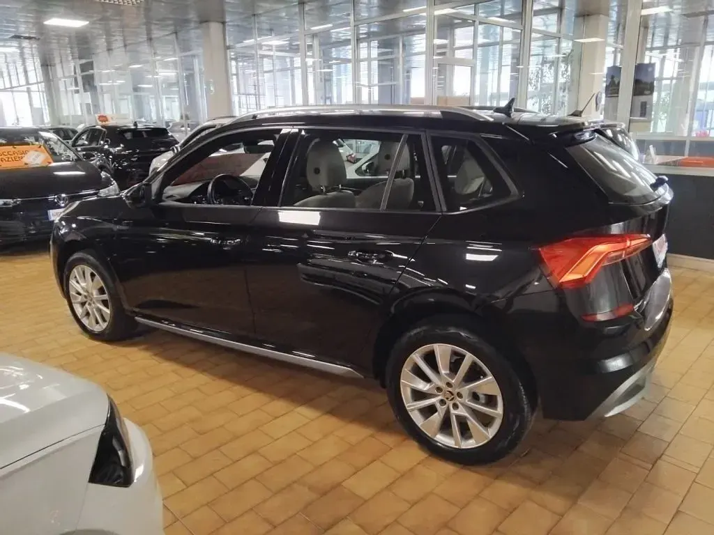 Usata Skoda Kamiq Style 150 CV (110 kW) 2022 Nero tulipano / perlato SUV