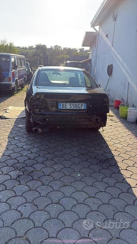 Usata BMW 528 2000 Nero Berlina