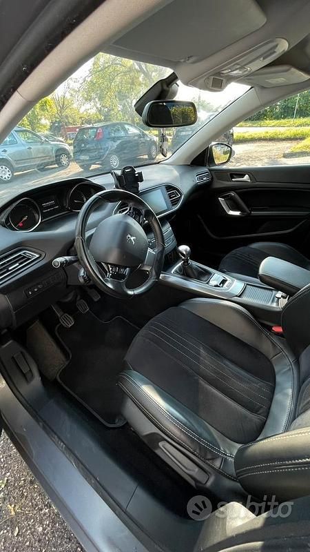 Usata Peugeot 308 Allure 120 CV (88 kW) 2015 Grigio Berlina