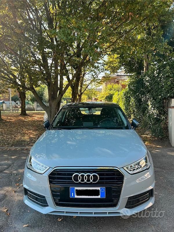 Usata Audi A1 Sportback S-Line 116 CV (85 kW) 2018 Grigio Utilitaria