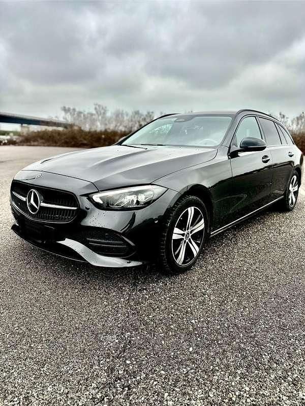 Usata Mercedes C200 Business 163 CV (119 kW) 2022 Nero Station wagon