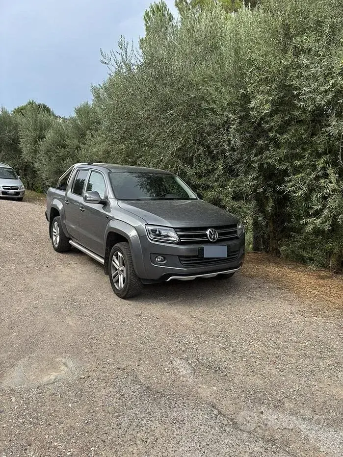 Usata VW Amarok 180 CV (132 kW) 2015 Grigio Pick-up