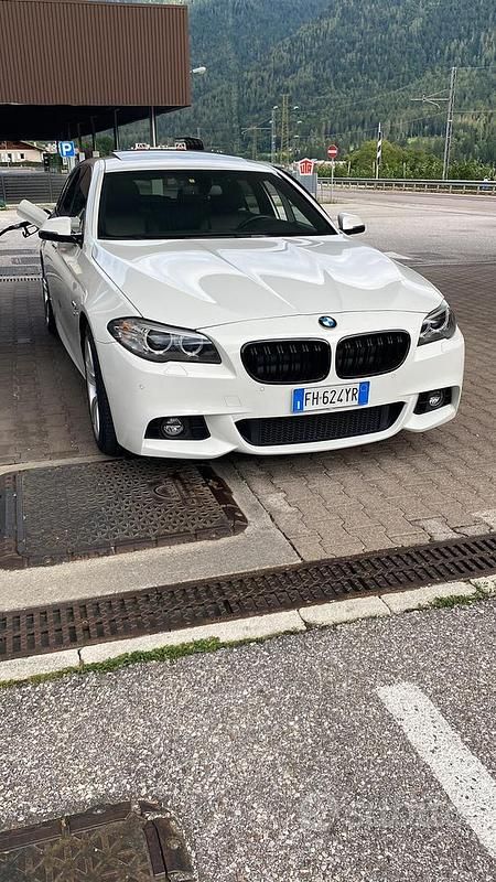 Bianco Usata 2017 BMW 520 Station wagon | 19.000 € (Cara) - Immagine 1/1