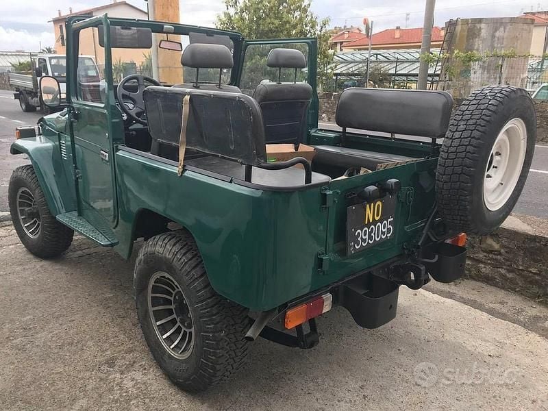 Usado Toyota Land Cruiser 1970 Verde Descapotable