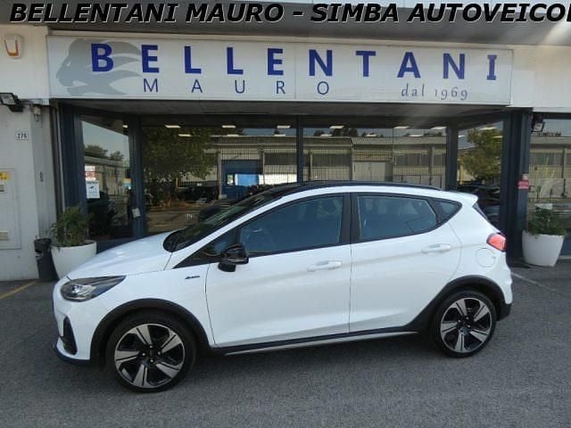 Bianco Usata 2022 Ford Fiesta Active X Due volumi | 14.900 € (Buon prezzo) - Immagine 1/4