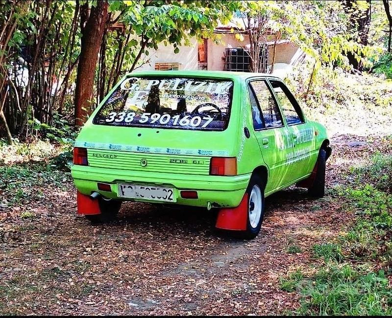 Usata Peugeot 205 49 CV (36 kW) 1987 Berlina