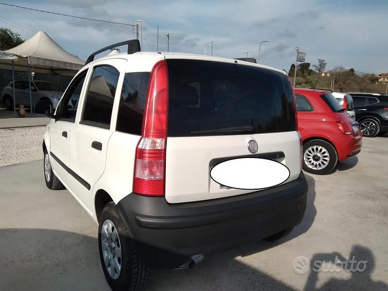 Usata Fiat Panda Easy 74 CV (54 kW) 2012 Bianco Utilitaria