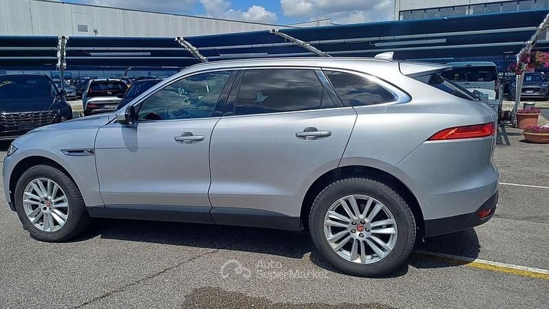 Usata Jaguar F-Pace Prestige 179 CV (131 kW) 2017 Argento SUV