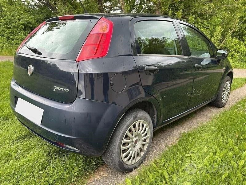 Brugt Fiat Punto Classica 60 HK (44 kW) 2010 Blå Hatchback