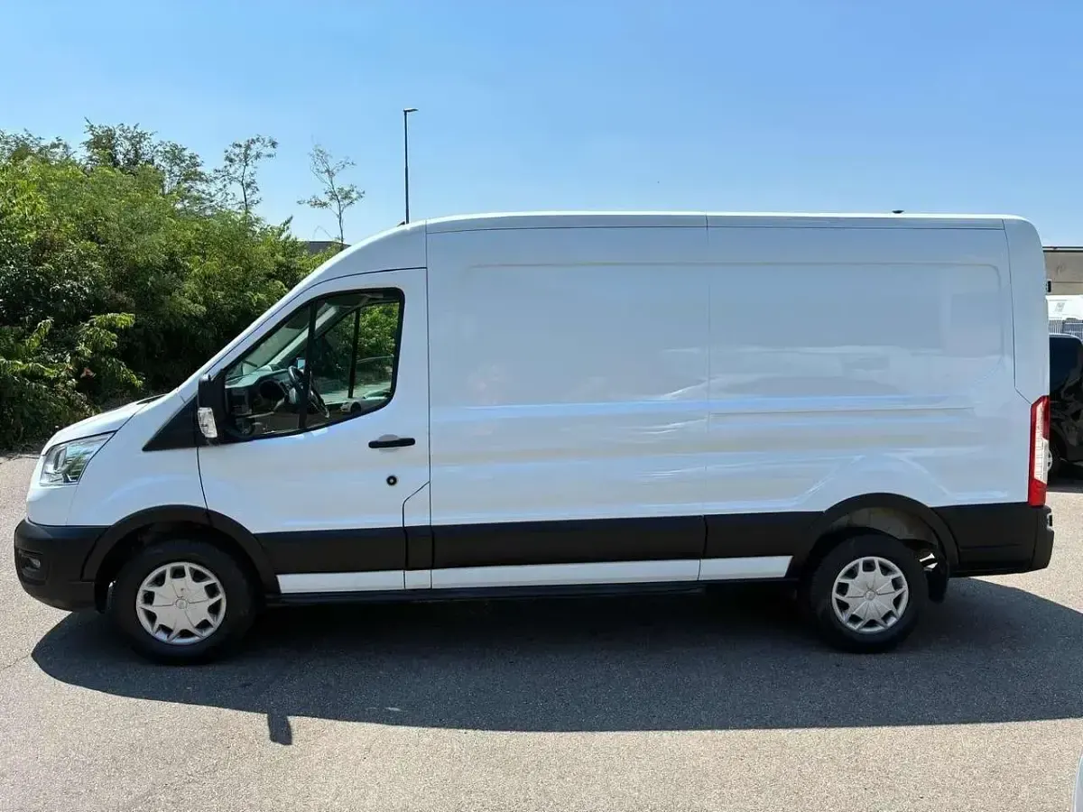 Usata Ford Transit 131 CV (96 kW) 2022 Bianco Furgone
