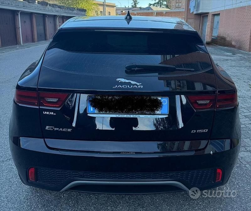 Begagnad Jaguar E-Pace 150 HK (110 kW) 2019 SUV