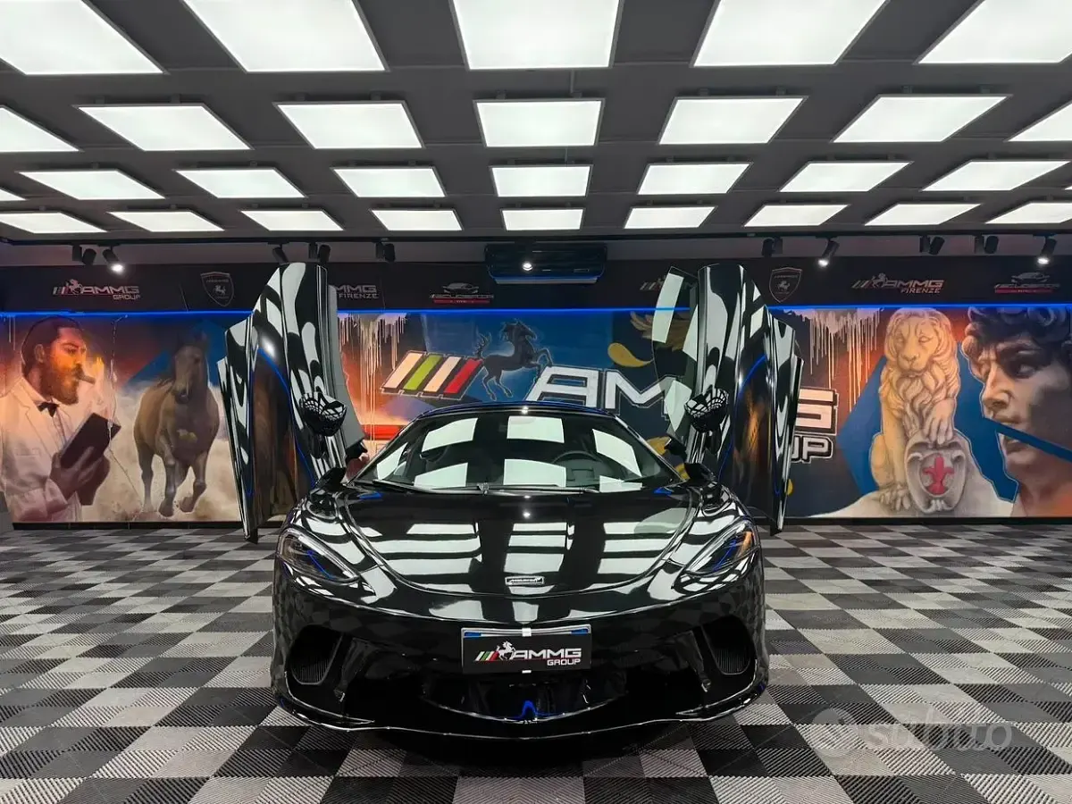 Usata McLaren GT 620 CV (456 kW) 2022 Nero Coupé