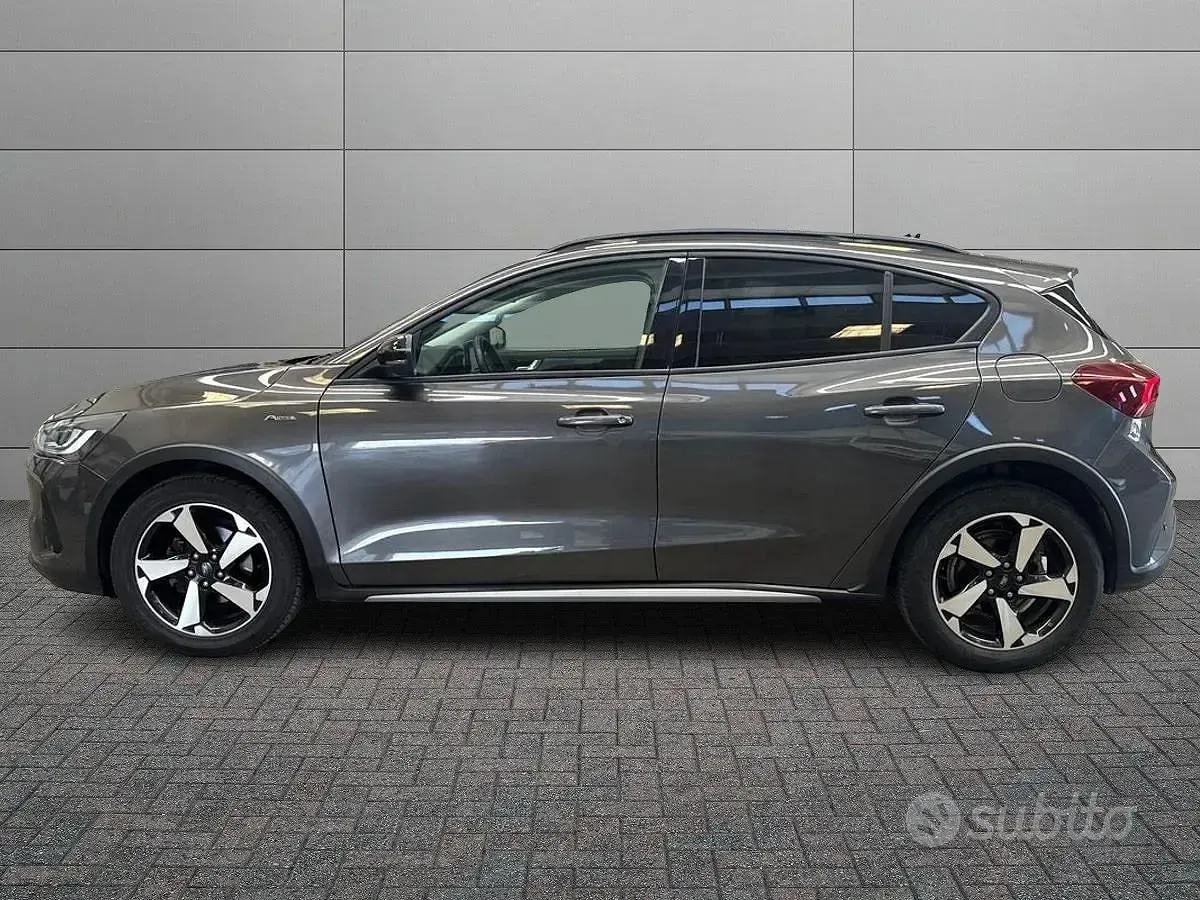Usata Ford Focus ST 125 CV (91 kW) 2023 Grigio Berlina
