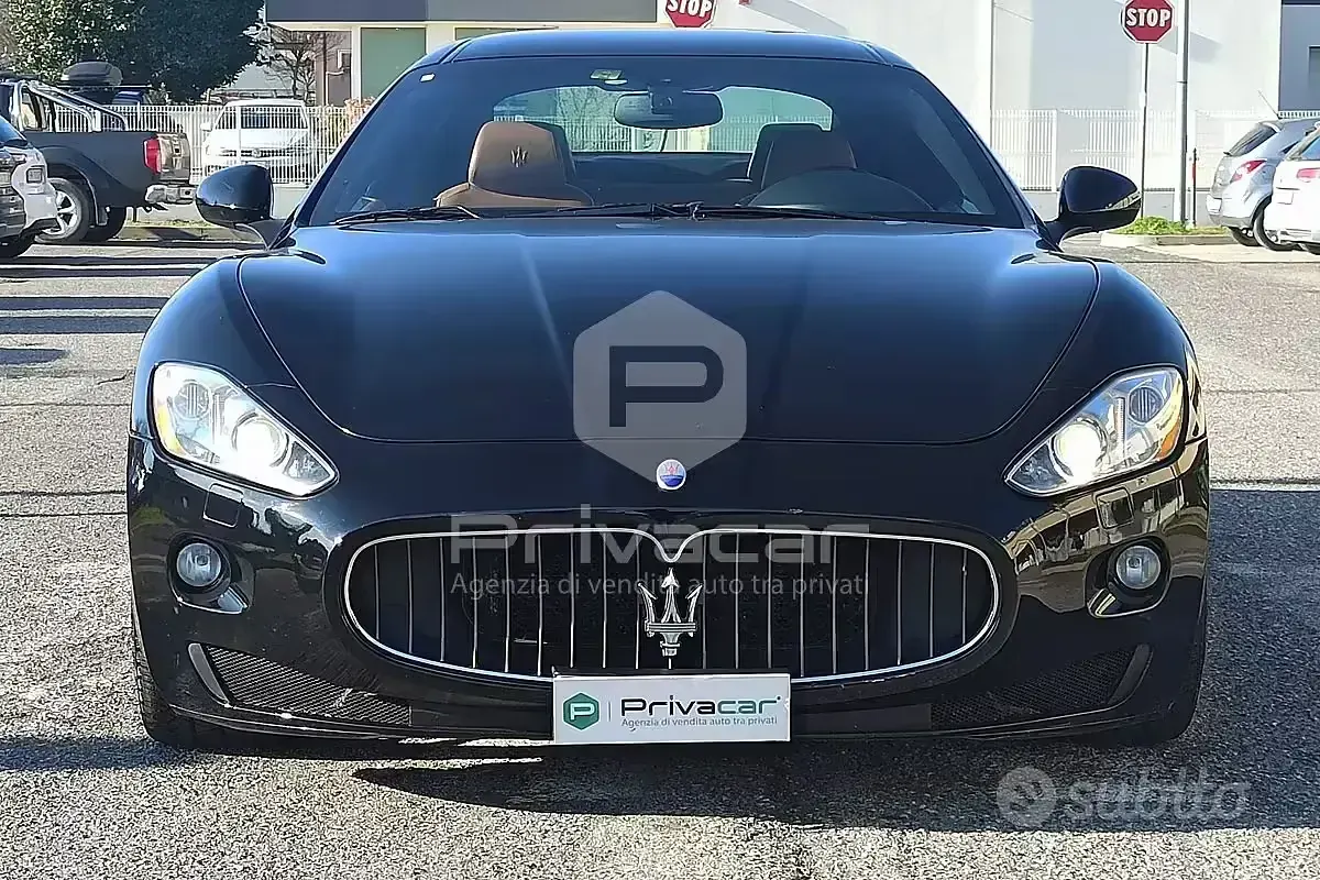 Usata Maserati Granturismo 405 CV (297 kW) 2008 Nero Coupé