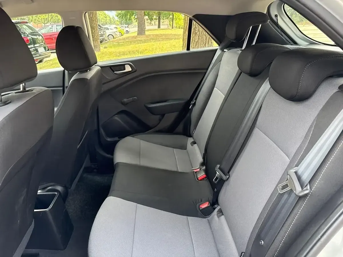Usata Hyundai i20 75 CV (55 kW) 2019 Grigio Utilitaria