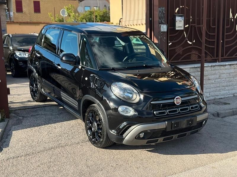 Usata Fiat 500L Cross 95 CV (69 kW) 2021 Nero Monovolume