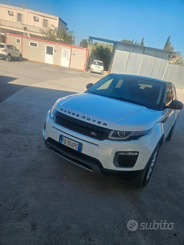 Usata Land Rover Range Rover evoque HSE 179 CV (131 kW) 2016 Bianco SUV