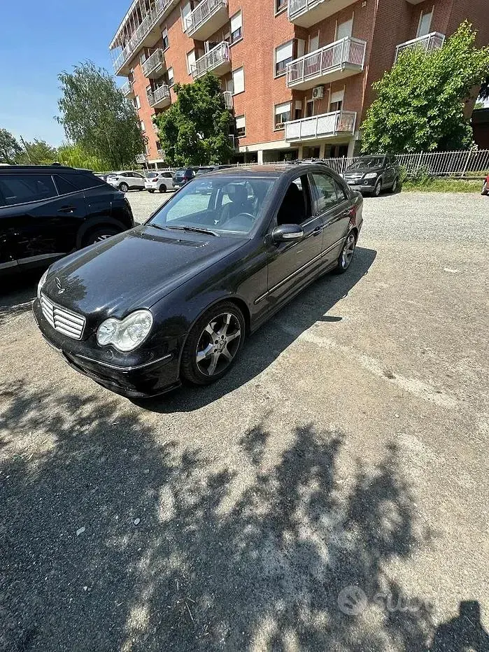 Usata Mercedes C220 Sport Edition 150 CV (110 kW) 2007 Berlina
