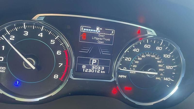 Bianco Usata 2017 Subaru Forester SUV | 21.500 € (Molto cara) - Immagine 1/4