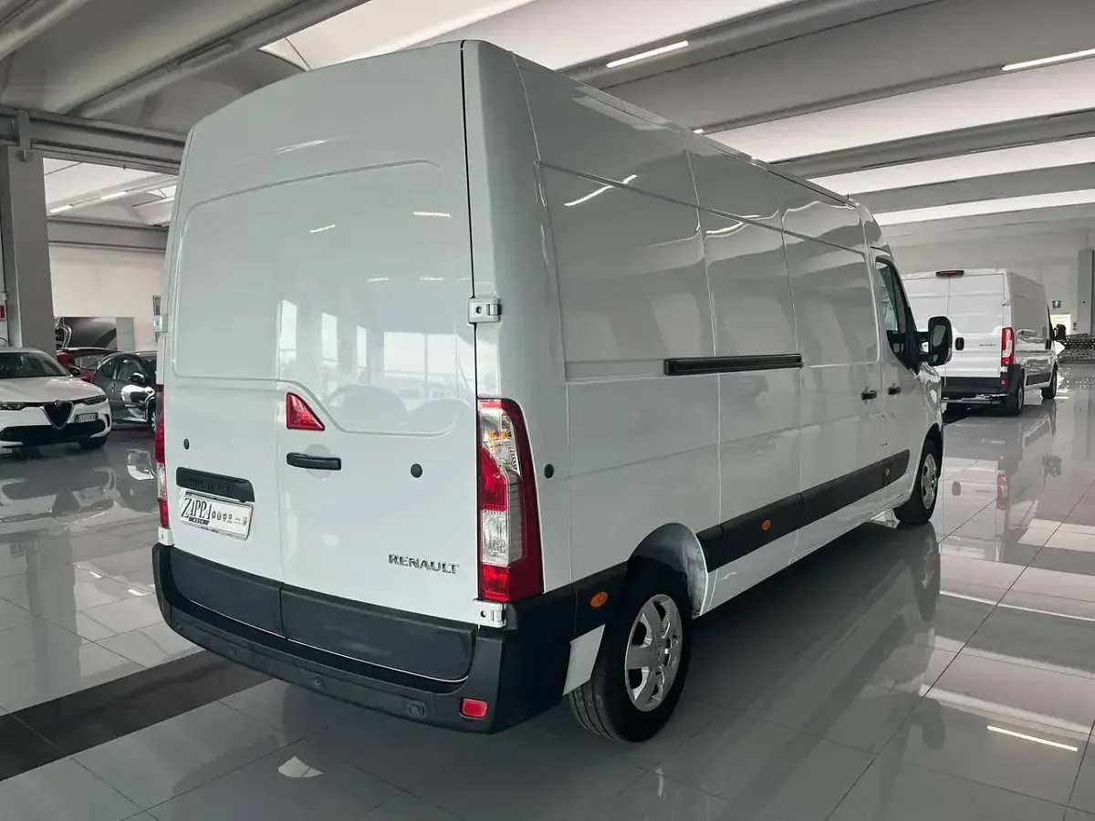 Usata Renault Master 150 CV (110 kW) 2022 Bianco Monovolume