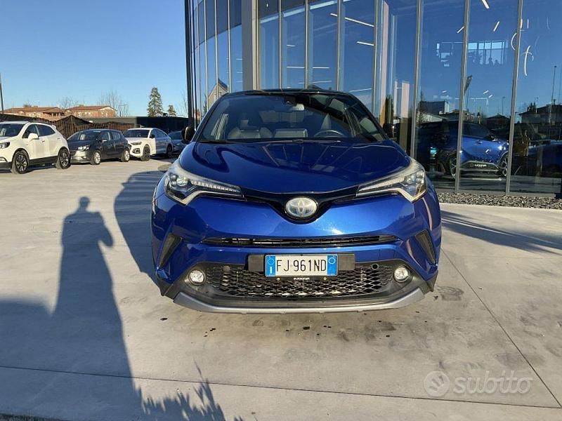 Usata Toyota C-HR Lounge 122 CV (89 kW) 2017 Blu/azzurro SUV