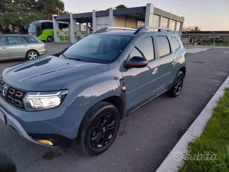 Usata Dacia Duster Extreme 100 CV (73 kW) 2022 Grigio SUV