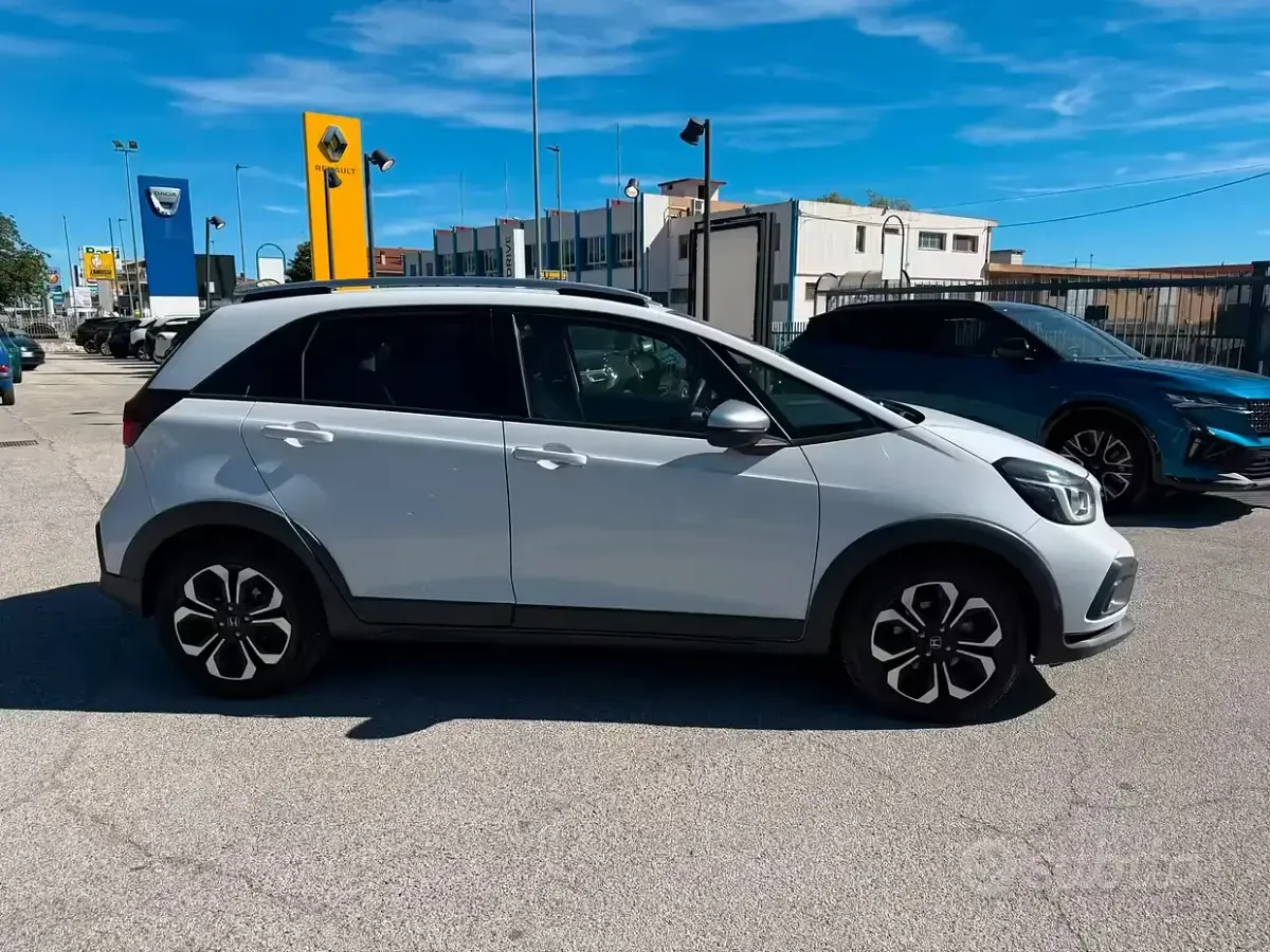 Usata Honda Jazz 98 CV (72 kW) 2021 Bianco Utilitaria