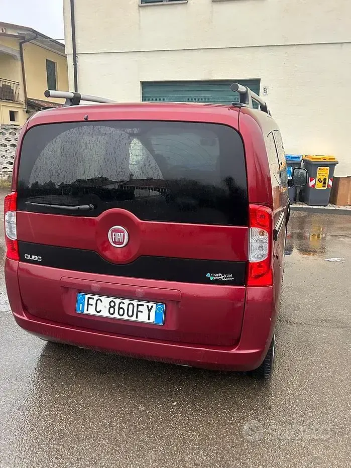 Usata Fiat Qubo Trekking 77 CV (56 kW) 2016 Rosso Monovolume