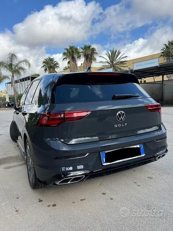Usata VW Golf VII 150 CV (110 kW) 2021 Utilitaria