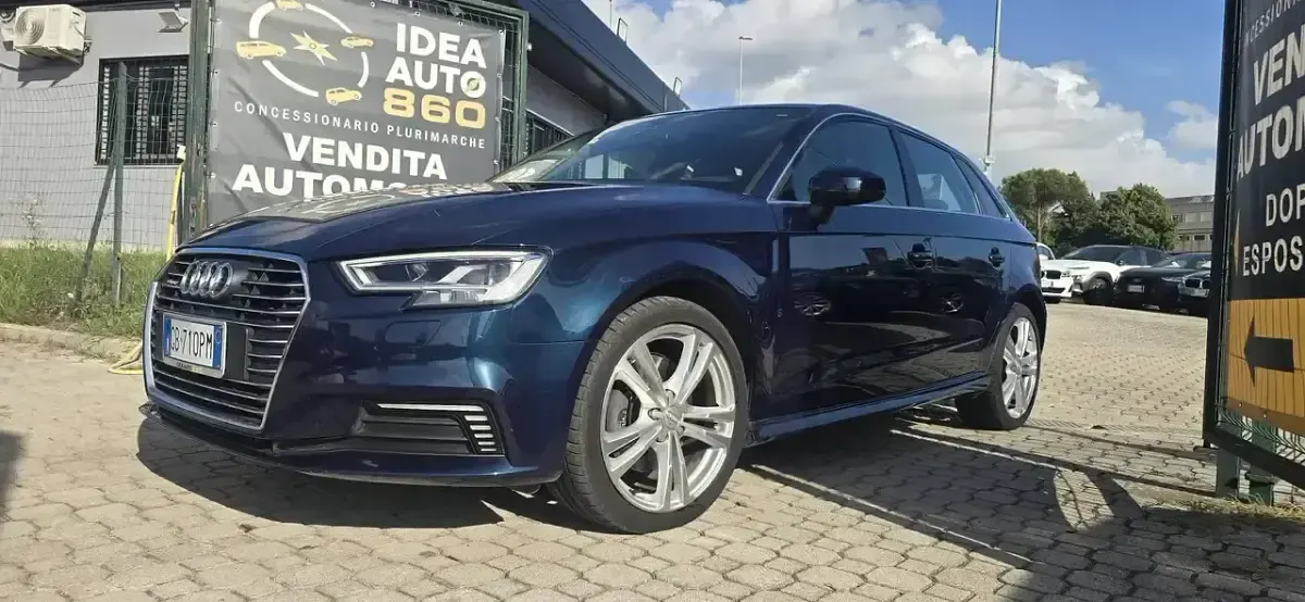 Usata Audi A3 Ambiente 150 CV (110 kW) 2020 Blu/azzurro Berlina