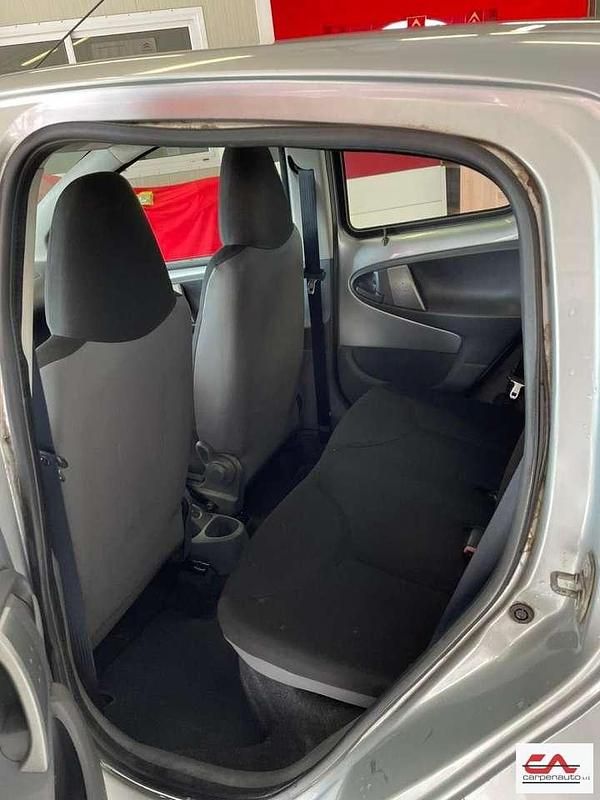 Usata Toyota Aygo Sol 68 CV (50 kW) 2008 Bianco Utilitaria