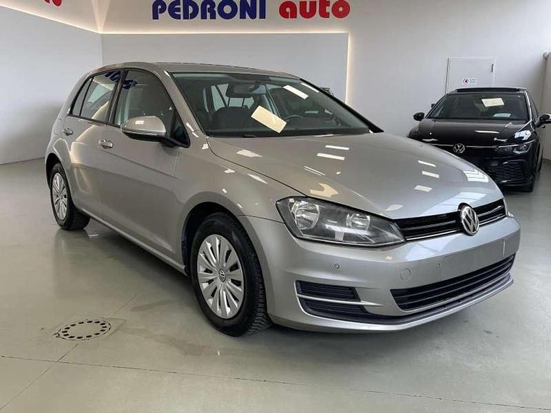 Usata VW Golf VII Trendline 105 CV (77 kW) 2014 Grigio tugsteno Berlina