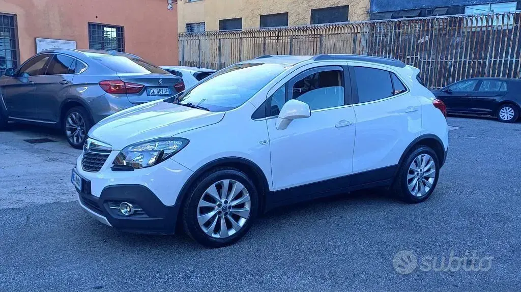 Usata Opel Mokka Cosmo 140 CV (102 kW) 2015 Bianco SUV