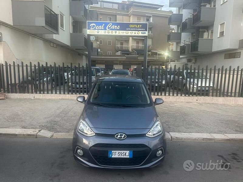 Używany Hyundai i10 Edition 69 KM (50 kW) 2016 Niebieski Hatchback