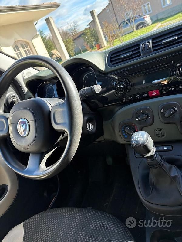 Usata Fiat Panda 4x4 S 86 CV (63 kW) 2015 Beige Utilitaria