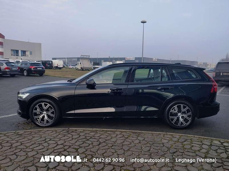 Usata Volvo V60 197 CV (144 kW) 2022 Nero Station wagon