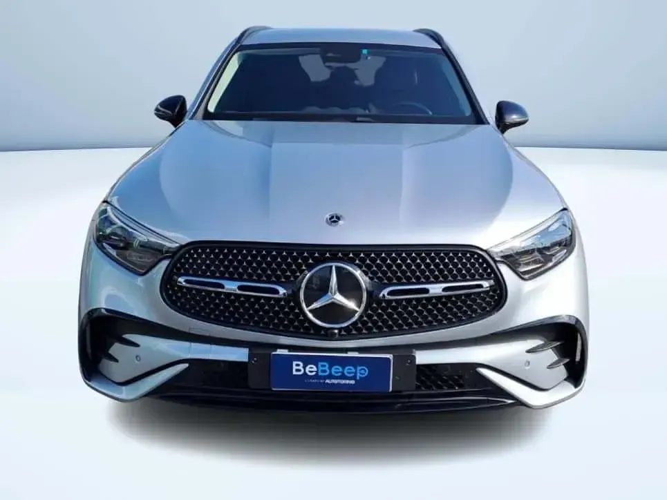 Usata Mercedes GLC220 Advanced 197 CV (144 kW) 2025 Argento SUV