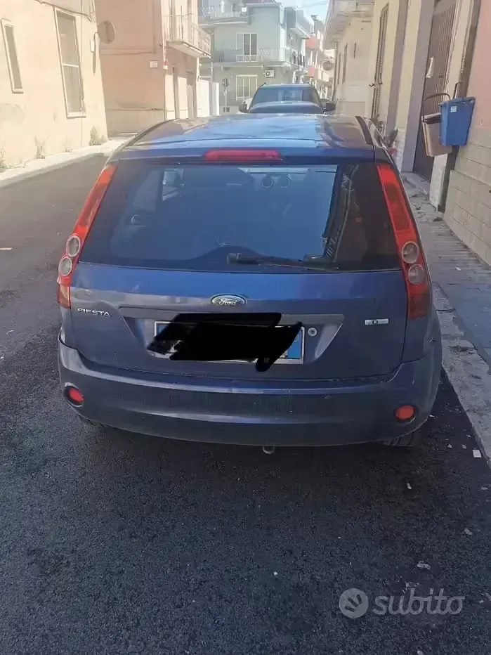 Usata Ford Fiesta 2006 Blu Utilitaria