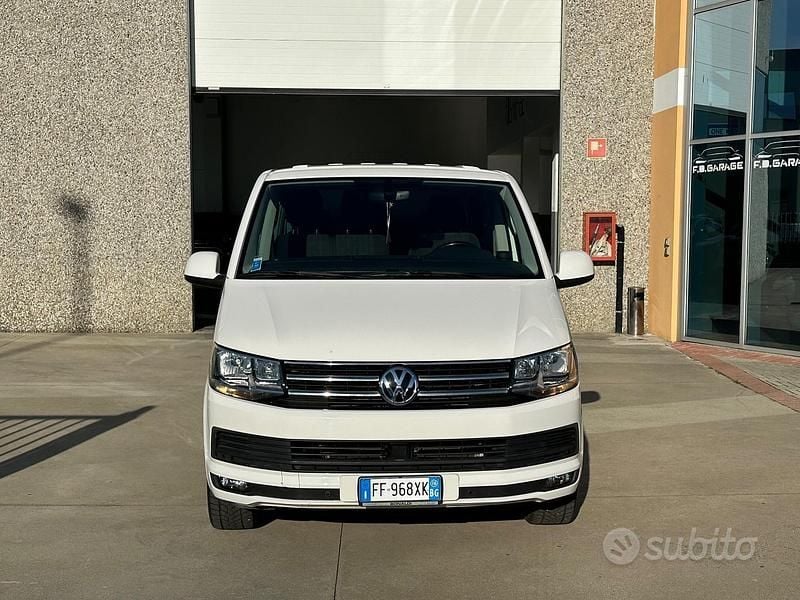 Bianco Usata 2016 VW Caravelle Comfortline Monovolume | 28.900 € (Buon prezzo) - Immagine 1/4