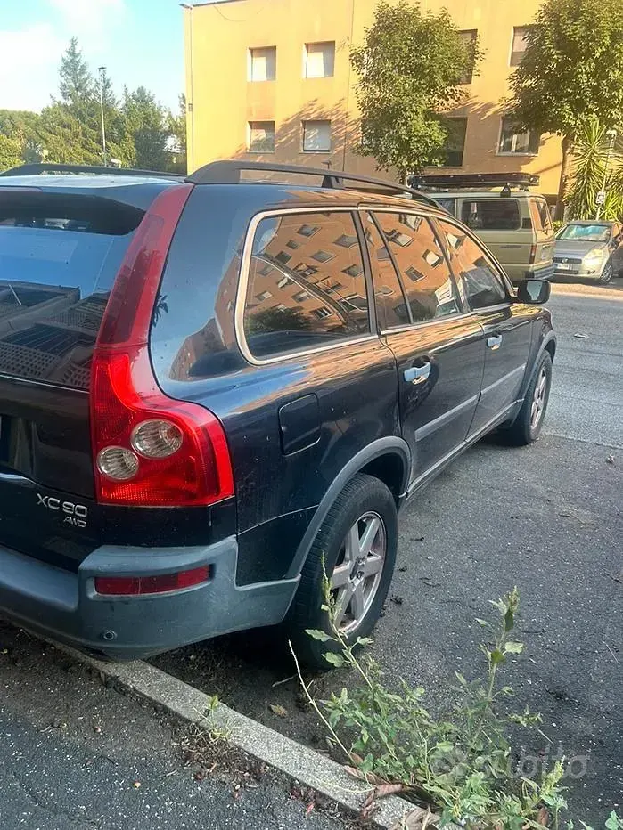 Usata Volvo XC90 163 CV (119 kW) 2004 Bluazzurro SUV