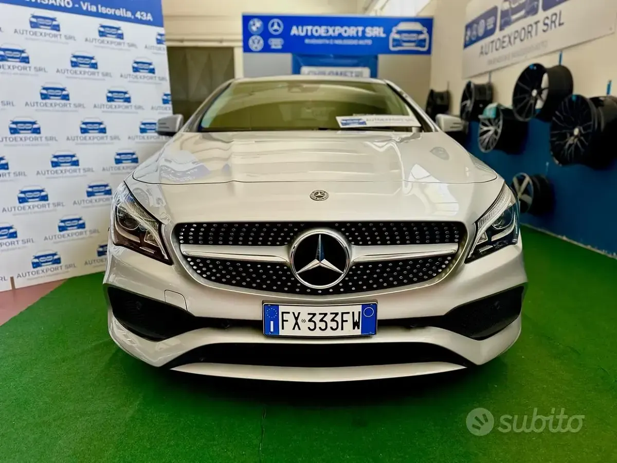 Usata Mercedes CLA200 Premium 136 CV (100 kW) 2019 Grigio Coupé