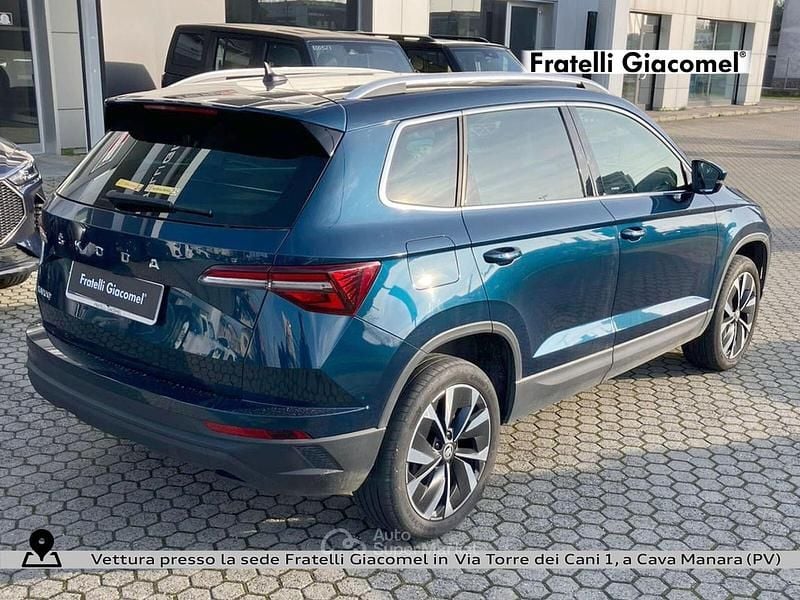 Usata Skoda Karoq Style 116 CV (85 kW) 2023 Blu lava metallizzato SUV