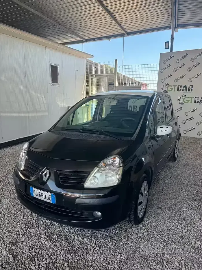 Usata Renault Modus Dynamique 85 CV (62 kW) 2007 Nero Monovolume