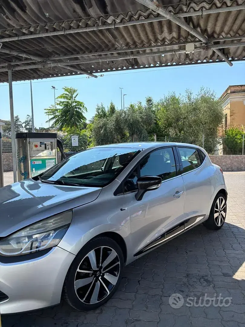Usata Renault Clio 75 CV (55 kW) 2016 Grigio Utilitaria