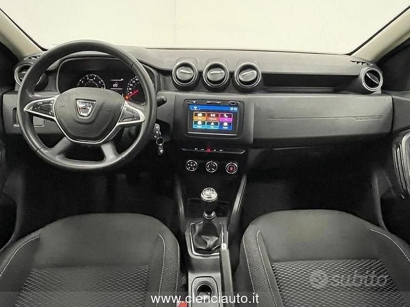 Usata Dacia Duster Comfort 131 CV (96 kW) 2020 Grigio SUV