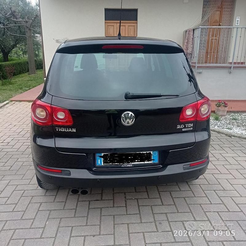 Usata VW Tiguan Trendline 140 CV (102 kW) 2011 Nero SUV