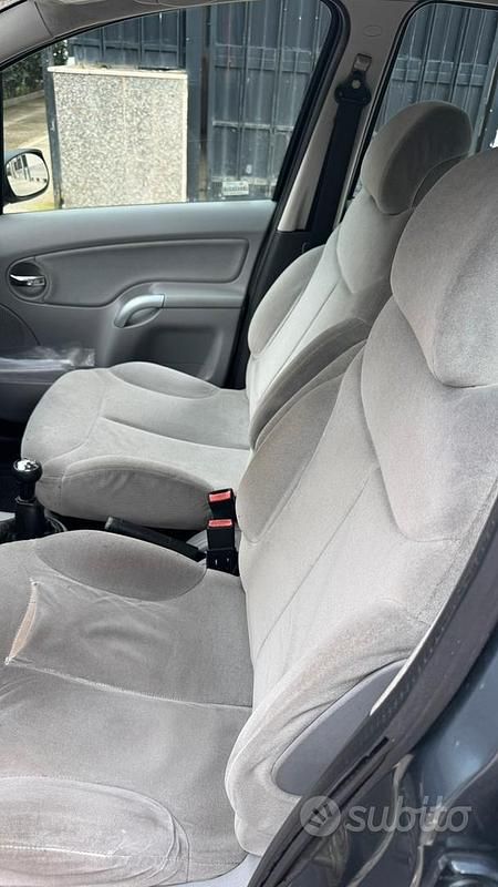 Usata Citroën C3 2005 Grigio Utilitaria