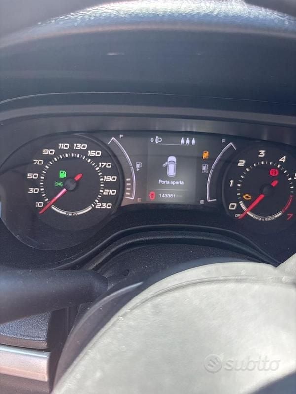 Occasion Fiat Tipo 120 ch (88 kW) 2017 Bleue Berline
